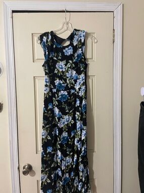 Banana republic sleeveless dress